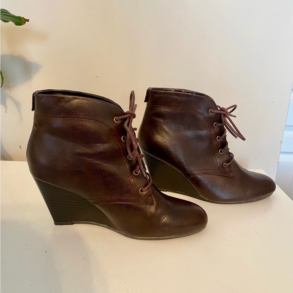 Brown Wedge Lace-up Winter Boots